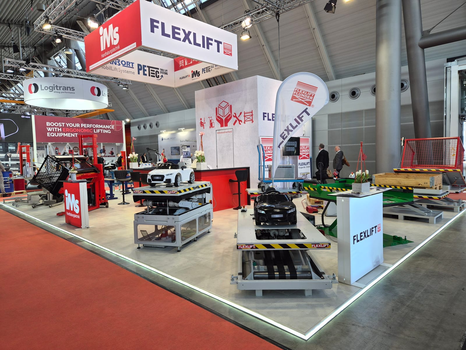 Tirugo GmbH am Flexlift-Stand der LogiMAT 2026 in Stuttgart